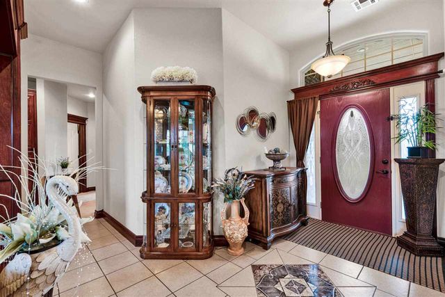 1220 Cypress Ln, Elgin, OK 73538