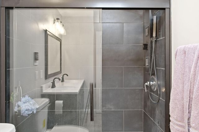 1400 W TROBRIDGE RD, Columbia, MO 65202