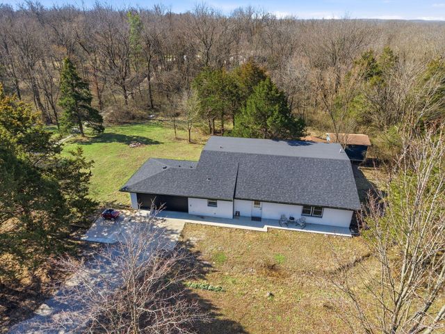 1400 W TROBRIDGE RD, Columbia, MO 65202