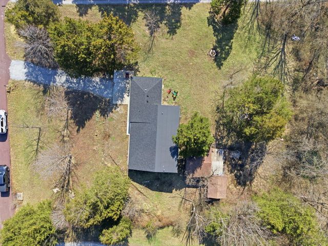 1400 W TROBRIDGE RD, Columbia, MO 65202