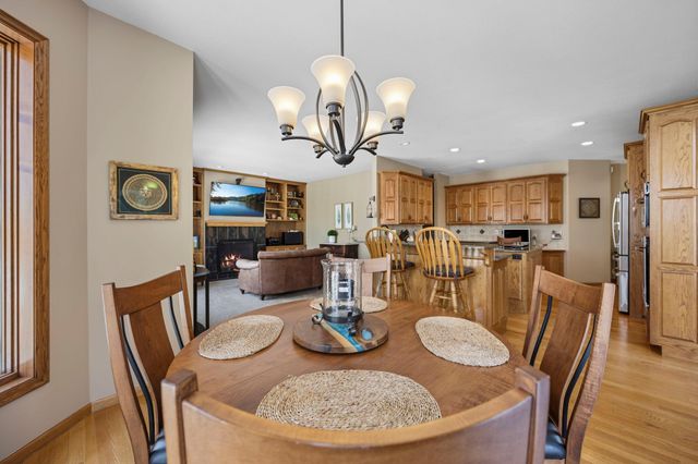 7811 128th Street W, Apple Valley, MN 55124