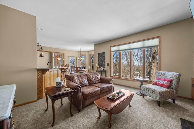 7811 128th Street W, Apple Valley, MN 55124