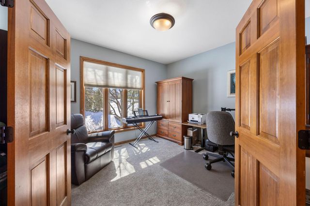 7811 128th Street W, Apple Valley, MN 55124