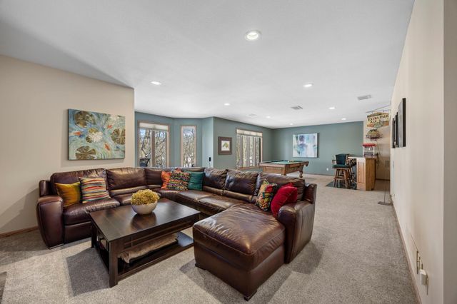 7811 128th Street W, Apple Valley, MN 55124