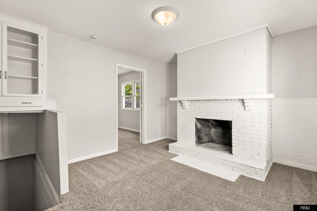 3208 8th Avenue, Council Bluffs, IA 51501