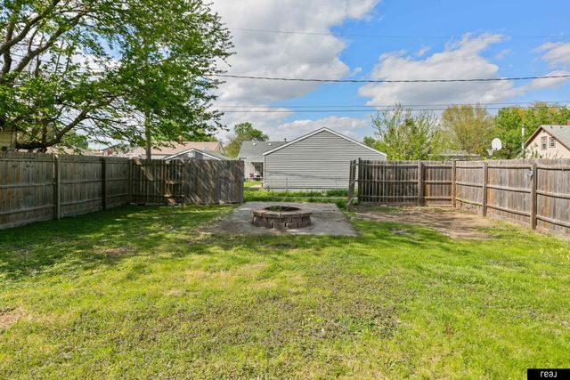 3208 8th Avenue, Council Bluffs, IA 51501