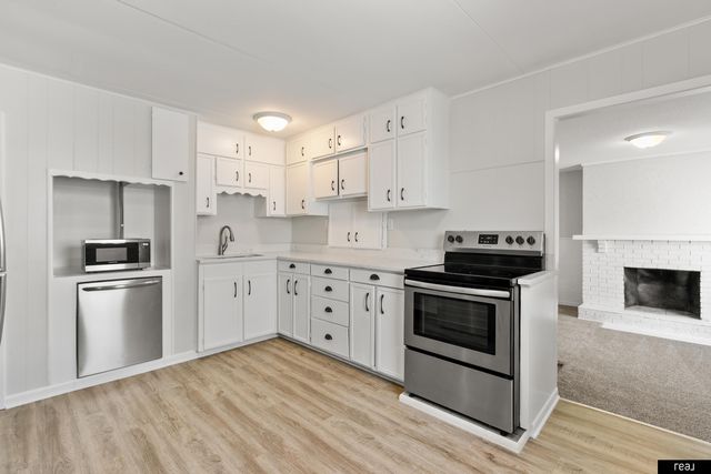 3208 8th Avenue, Council Bluffs, IA 51501
