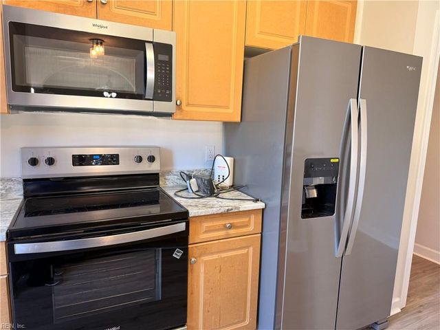 407 16th St # B, Virginia Beach, VA 23451