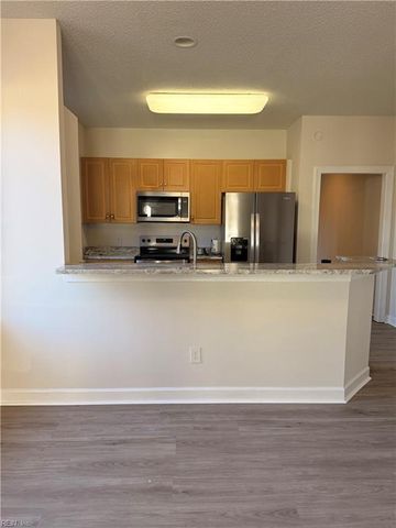 407 16th St # B, Virginia Beach, VA 23451