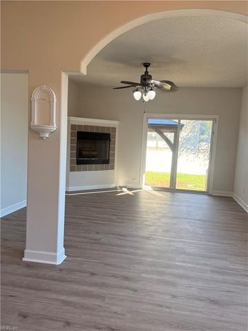 407 16th St # B, Virginia Beach, VA 23451