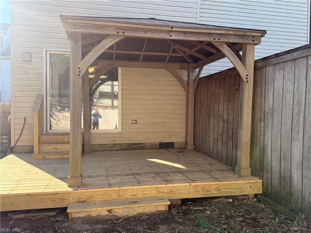 407 16th St # B, Virginia Beach, VA 23451