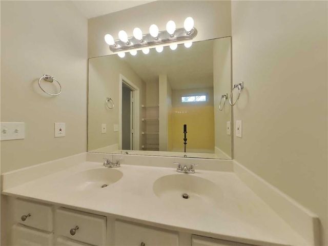 Address unavailable.