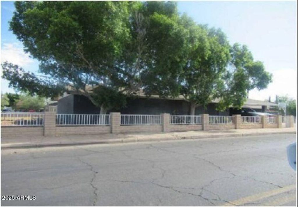 68 W 10TH Avenue, Mesa, AZ 85210