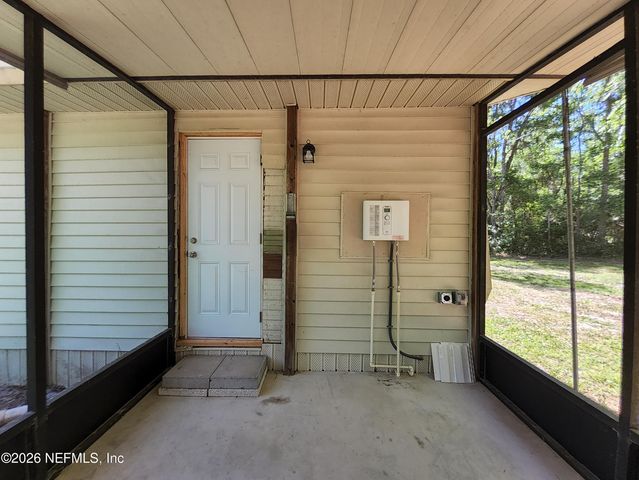 118 N HUBERS FISH CAMP Road, Crescent City, FL 32112