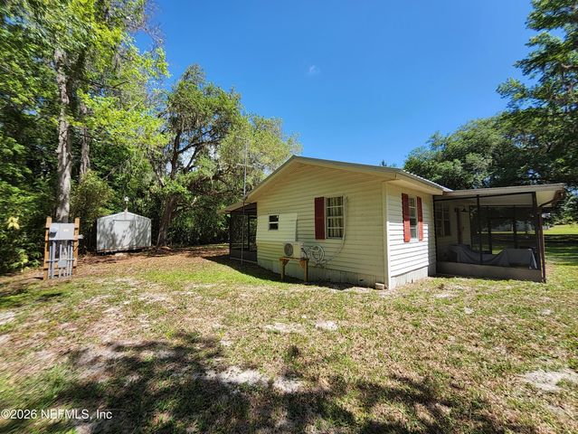 118 N HUBERS FISH CAMP Road, Crescent City, FL 32112