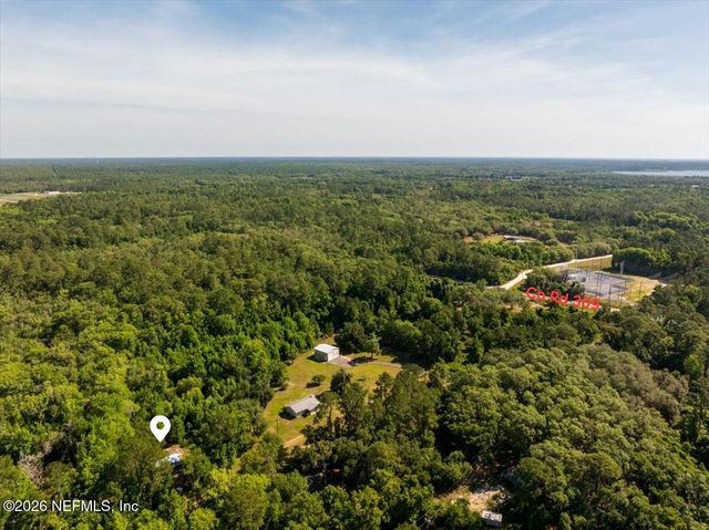 118 N HUBERS FISH CAMP Road, Crescent City, FL 32112
