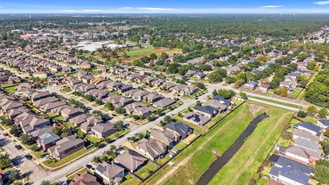 17922 Silver Bend Drive, Humble, TX 77346