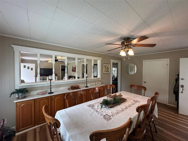 313 S Summer Street, Centerville, TX 75833