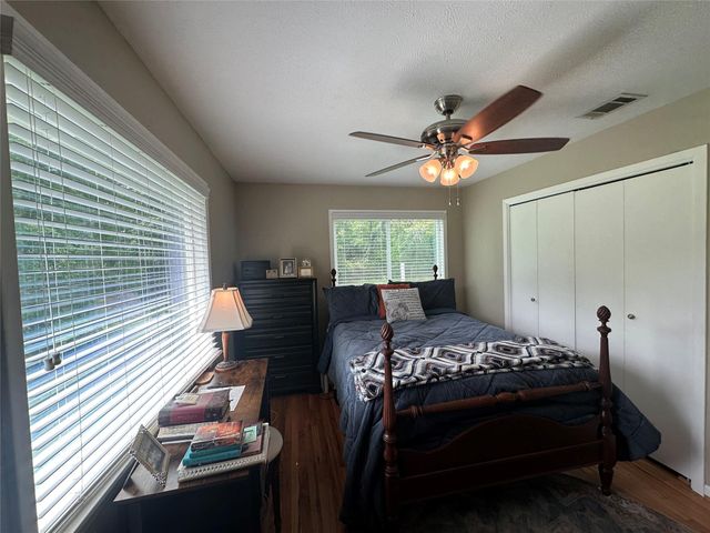 313 S Summer Street, Centerville, TX 75833