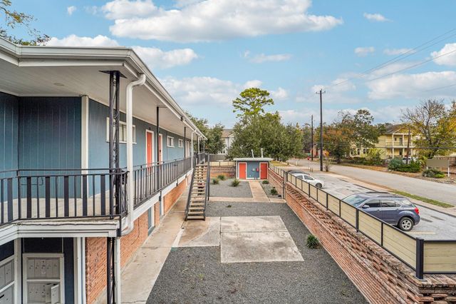 2807 Beauchamp Street 18, Houston, TX 77009