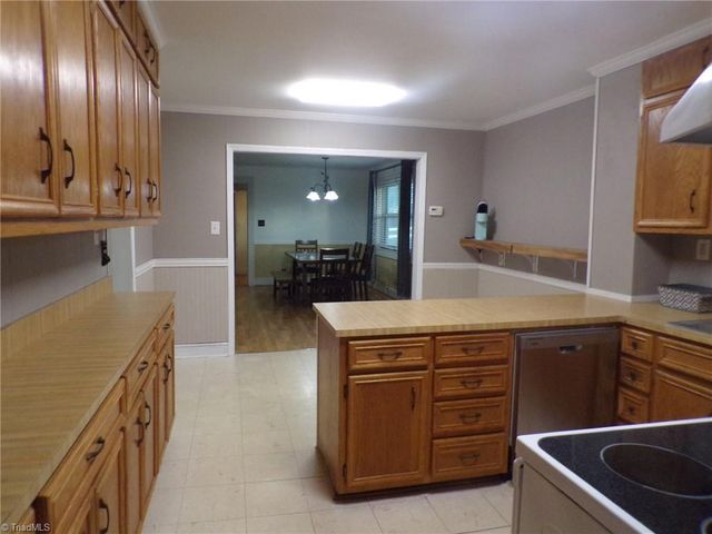 4543 Pleasant Garden Road, Greensboro, NC 27406