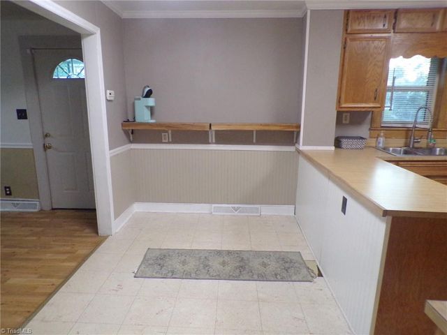 4543 Pleasant Garden Road, Greensboro, NC 27406