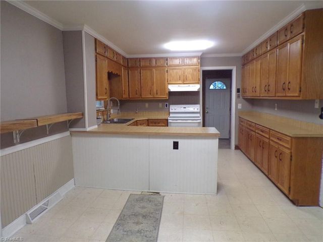 4543 Pleasant Garden Road, Greensboro, NC 27406