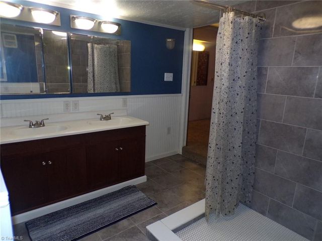 4543 Pleasant Garden Road, Greensboro, NC 27406