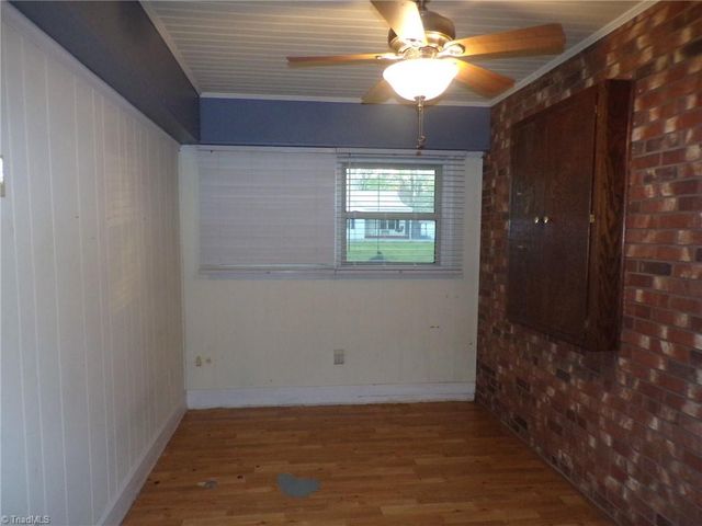 4543 Pleasant Garden Road, Greensboro, NC 27406