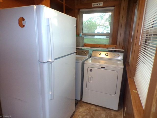 4543 Pleasant Garden Road, Greensboro, NC 27406