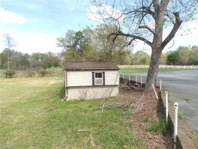 4543 Pleasant Garden Road, Greensboro, NC 27406