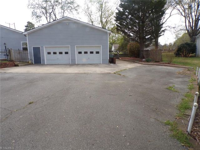 4543 Pleasant Garden Road, Greensboro, NC 27406