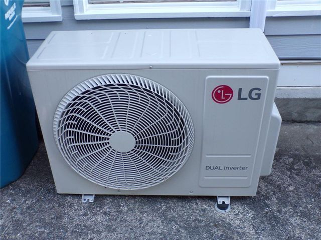 4543 Pleasant Garden Road, Greensboro, NC 27406