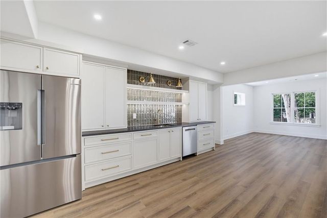 1228 Kingsley Circle NE, Atlanta, GA 30324
