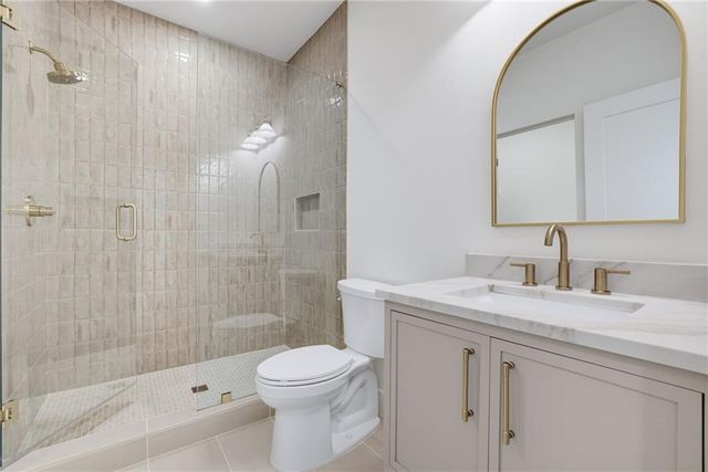 1228 Kingsley Circle NE, Atlanta, GA 30324