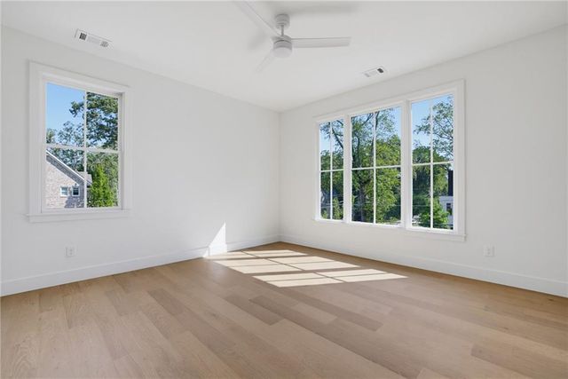 1228 Kingsley Circle NE, Atlanta, GA 30324