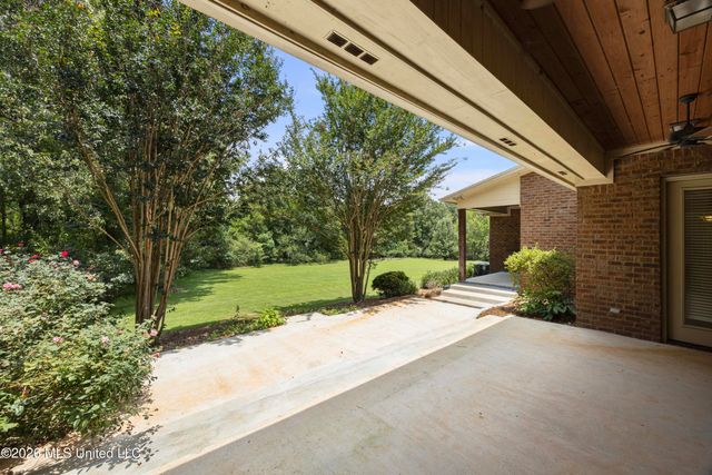 116 Cherry Rose Trail, Canton, MS 39046