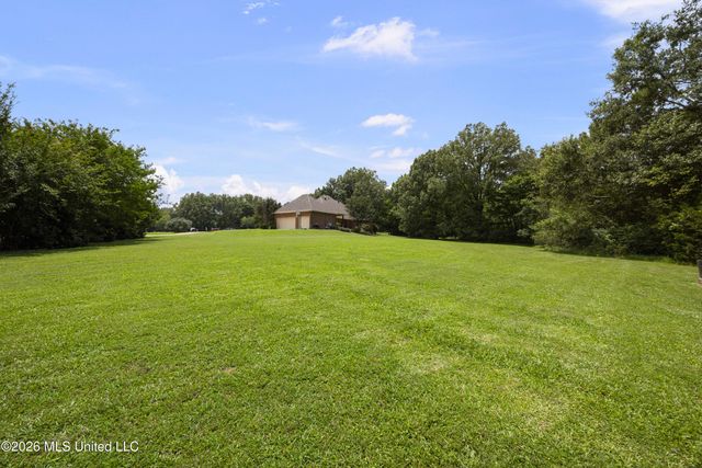 116 Cherry Rose Trail, Canton, MS 39046
