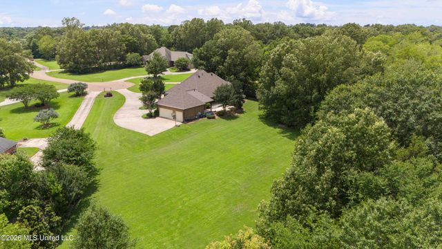 116 Cherry Rose Trail, Canton, MS 39046