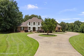 116 Cherry Rose Trail, Canton, MS 39046