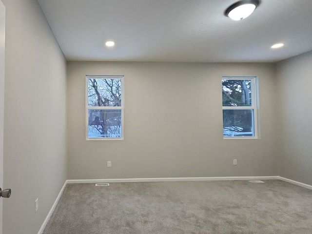 1583 Metcalfe Avenue, Obetz, OH 43207