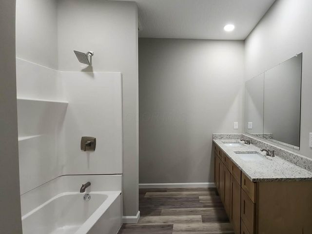 1583 Metcalfe Avenue, Obetz, OH 43207