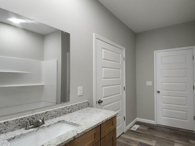 1583 Metcalfe Avenue, Obetz, OH 43207