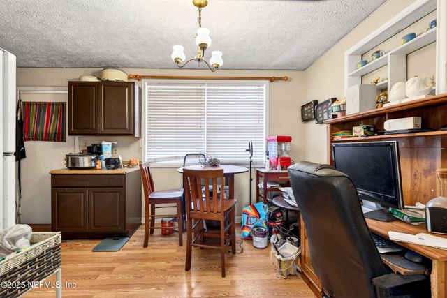 24 CLARK Road, Jacksonville, FL 32218