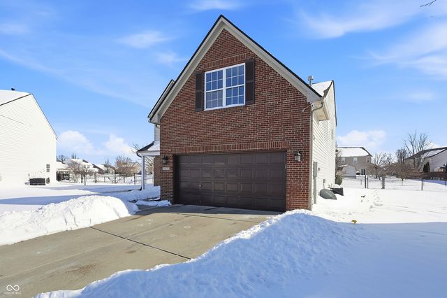1071 Hazelwood Drive, Greenwood, IN 46143