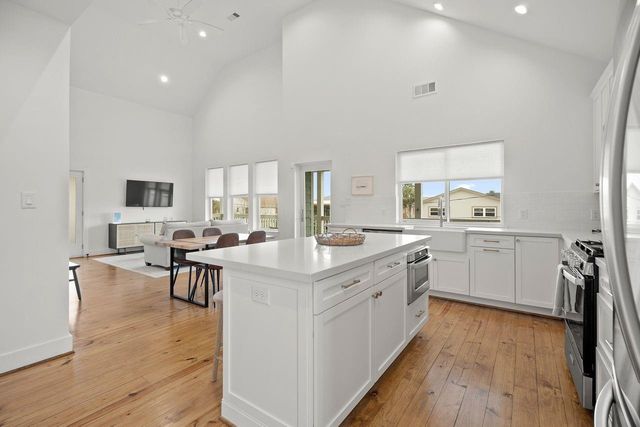 16713 Moby Dick, Jamaica Beach, TX 77554