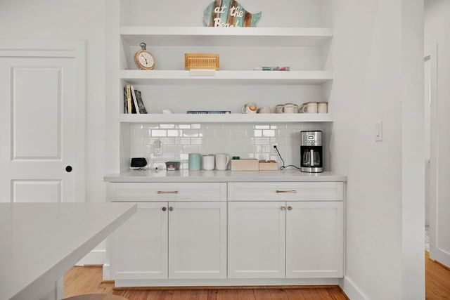 16713 Moby Dick, Jamaica Beach, TX 77554