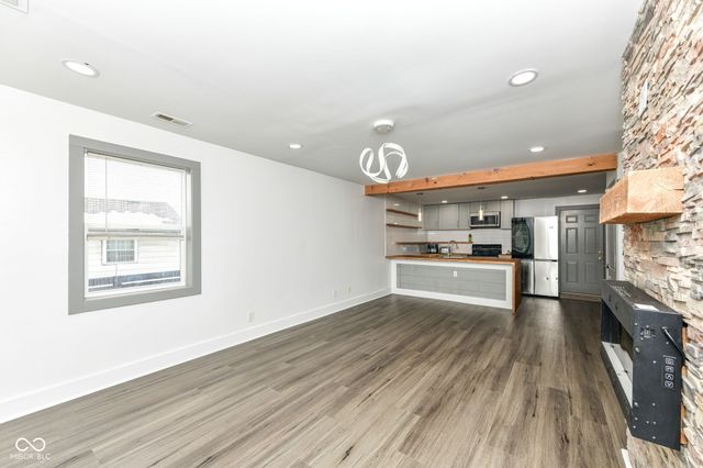 154 W Arizona Street, Indianapolis, IN 46225