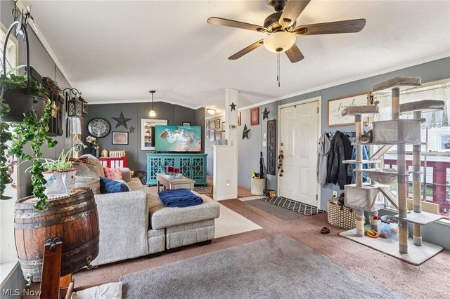 188 Paradise Boulevard, Madison, OH 44057