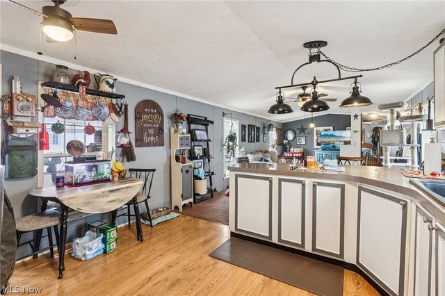 188 Paradise Boulevard, Madison, OH 44057